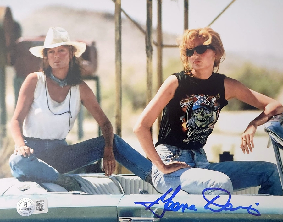 Geena Davis Autographed 8x10 Photo 5