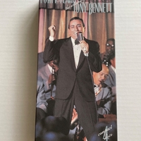 Tony Bennett - 40 years of the artistry of Tony Bennett CD boxset. Signed by Tony Bennett
