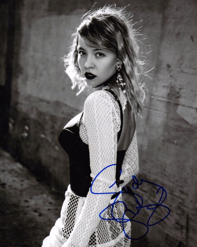 Sydney Sweeney signed 8x10 photo