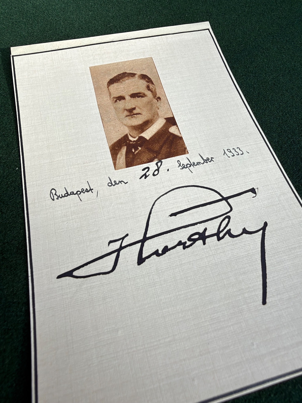 Miklós Horthy signed index card