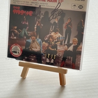 The Move - Flowers In The Rain CD signed by Roy Wood, Bev Bevan? And possible one other Carl Wayne?