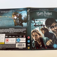 Harry Potter and the Deathly Hallows Part 1 DVD sleeve signed by Bill Nighy. DVD sleeve only