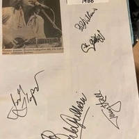 Arlo Guthrie & band signed paper