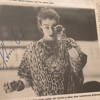Katarina Witt signed cutting