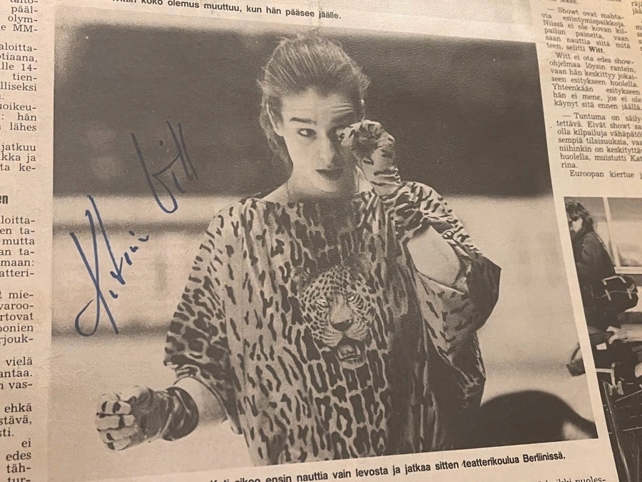 Katarina Witt signed cutting