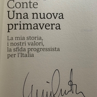 Giuseppe Conte signed item
