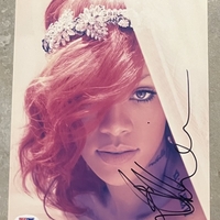 Rihanna signed 8x10 photo