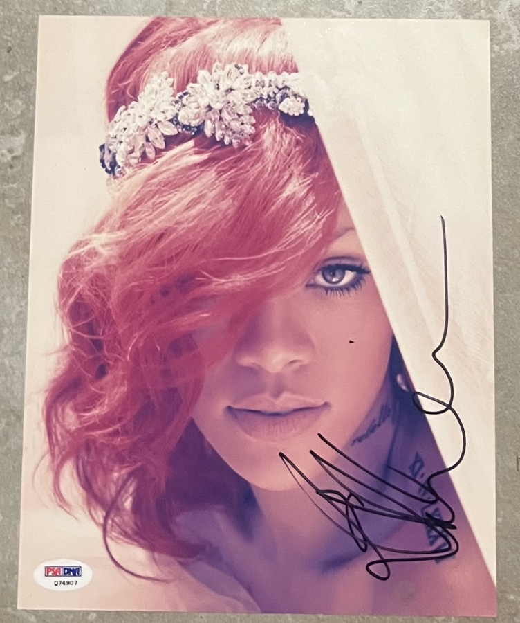 Rihanna signed 8x10 photo