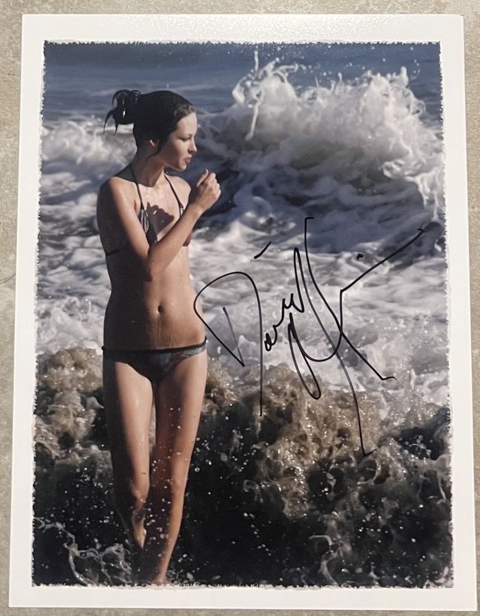 Daveigh Chase signed 8x10 photo