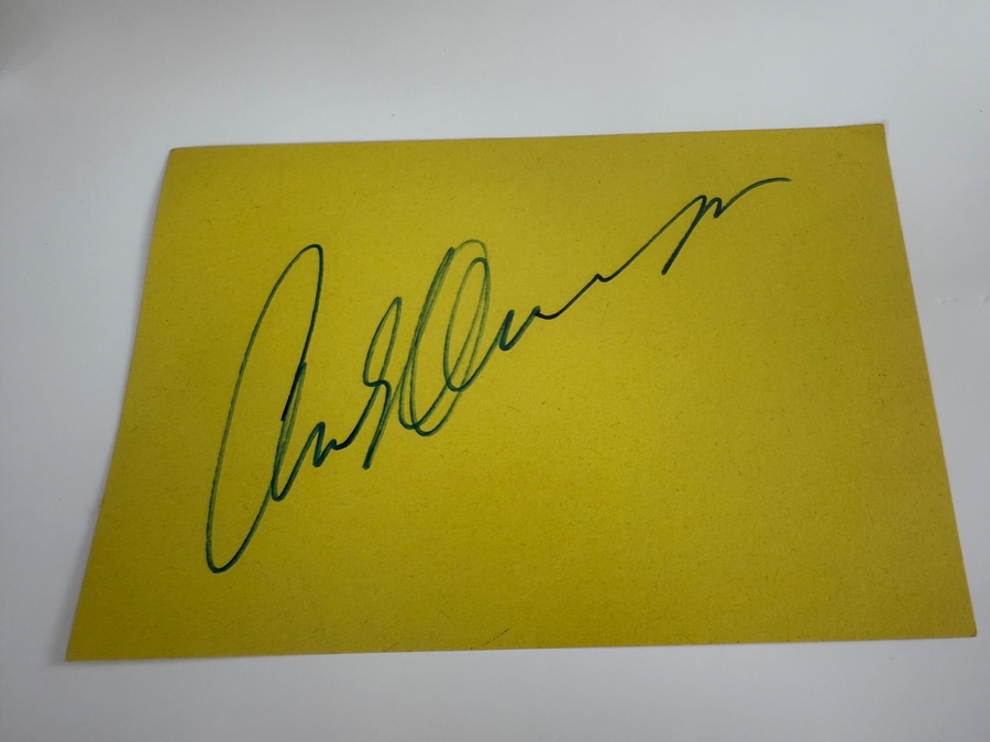 Arnold Swarzenegger signed card