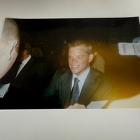 Matt Damon signed card with proof of meet photo
