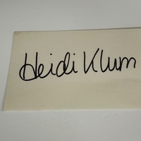 Heidi Klum signed card