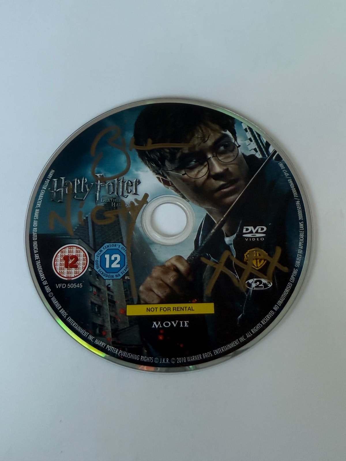 Harry Potter and the Deathly Hallows DVD disc. Signed by Bill Nighy. Disc only