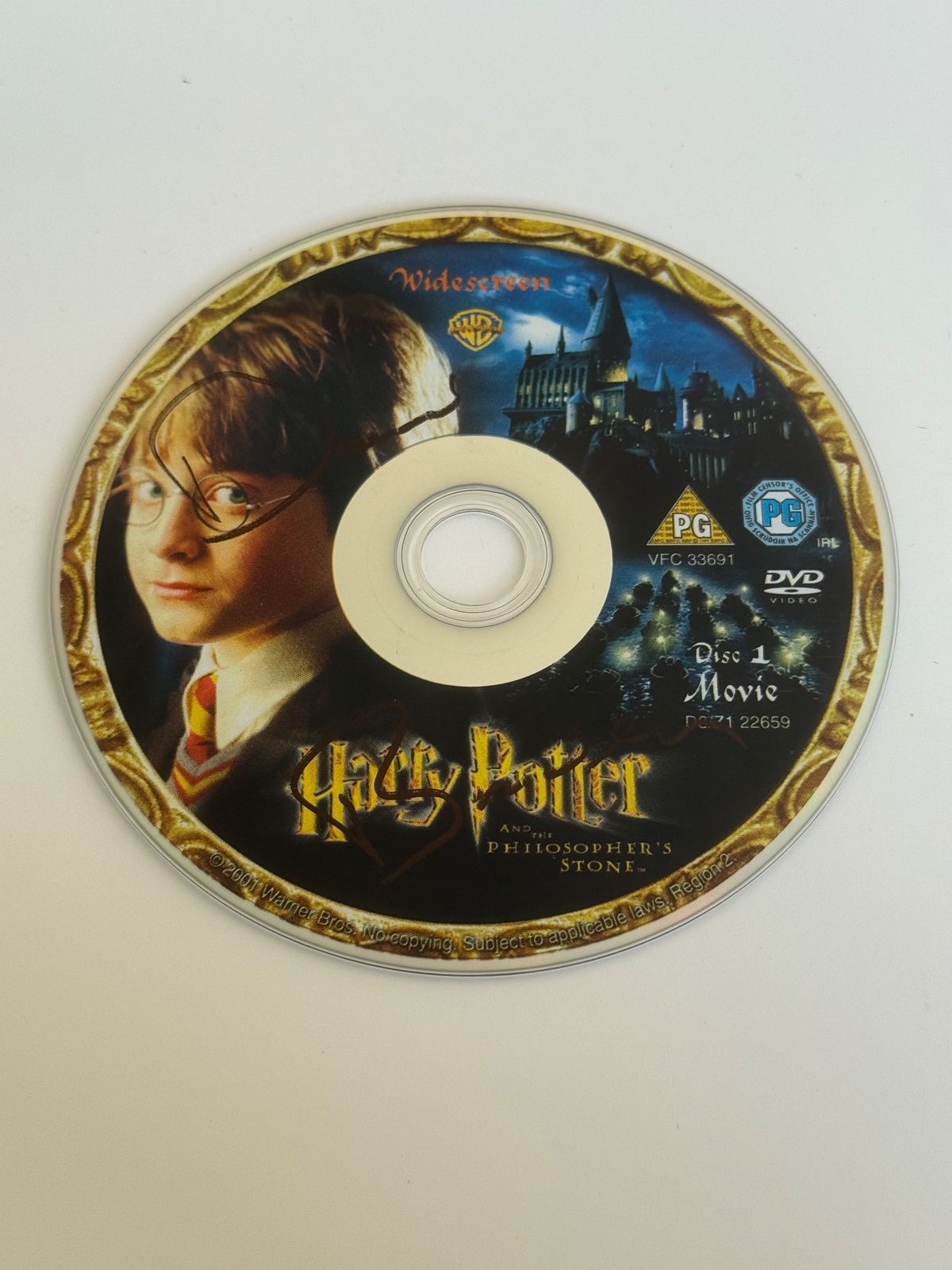 Harry Potter and the Philosopher’s Stone disc - signed by David Bradley. Disc only