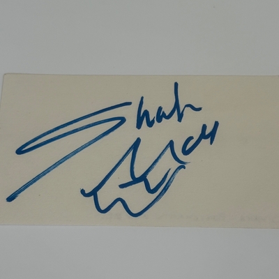 Shakira signed card