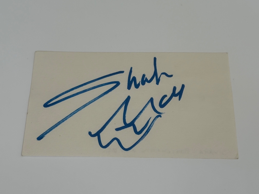 Shakira signed card