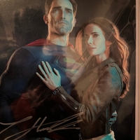 Elizabeth Bitsie Tulloch & Tyler Hoechlin "Superman & Lois Lane"