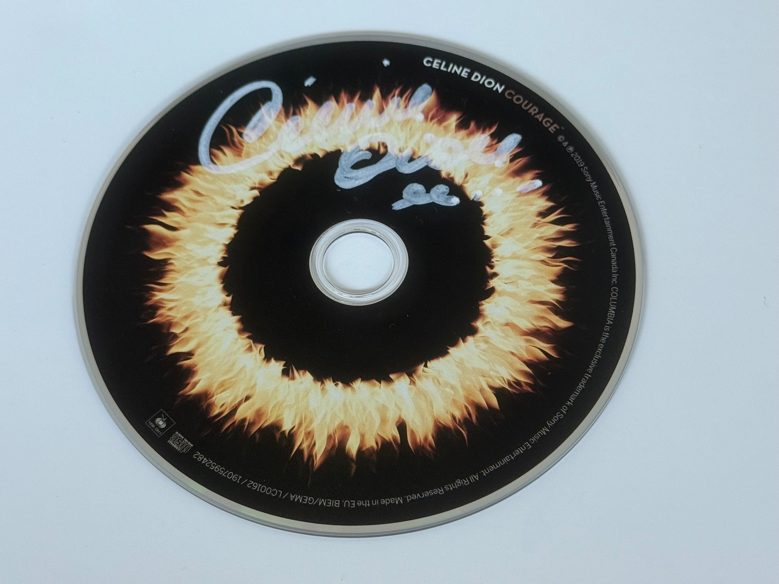 Celine Dion - Courage signed CD disc