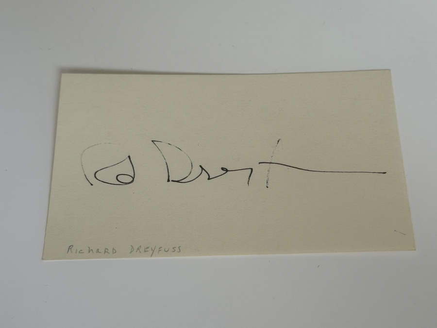 Richard Dreyfuss signed card