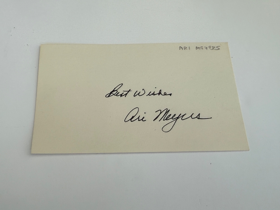 Ari Meyers signed card