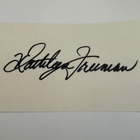 Kathleen Freeman signed card