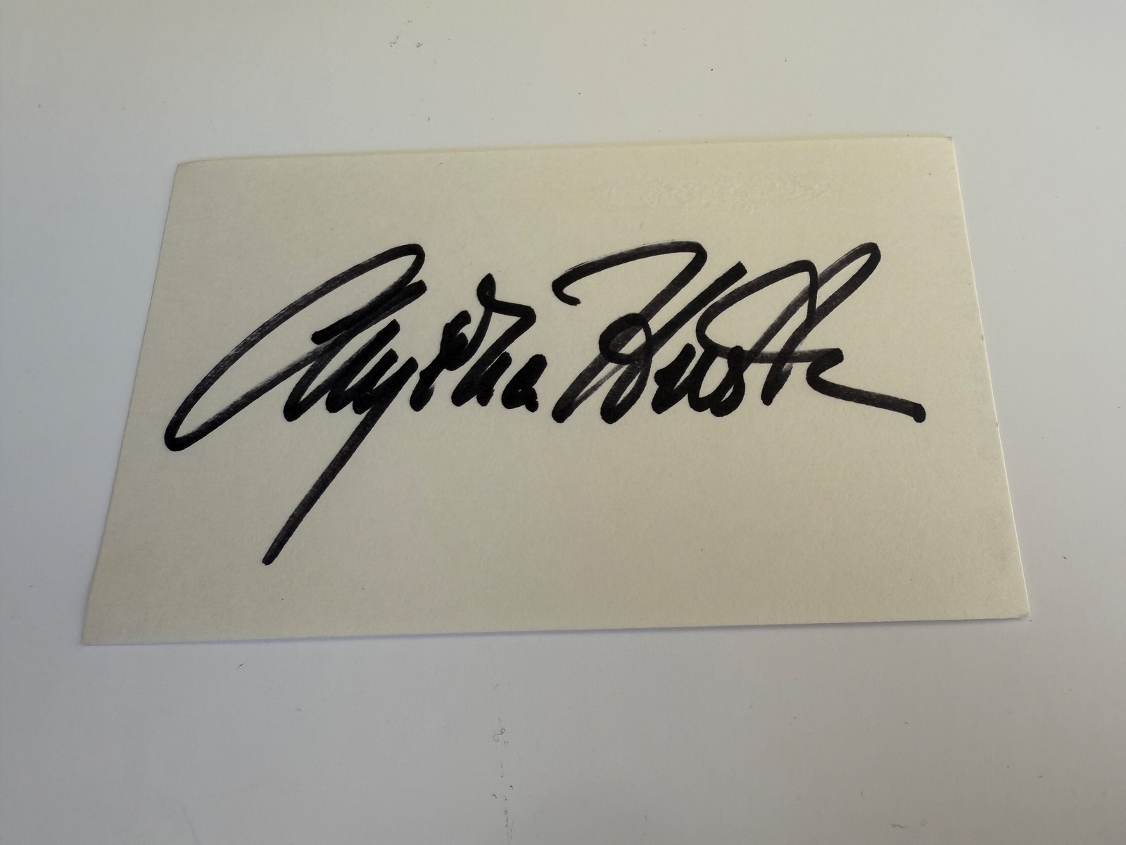 Angelica Huston signed card