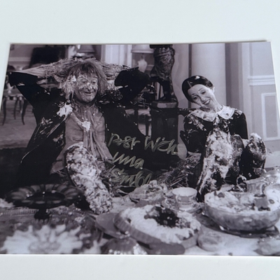 Worsell Gummage photo signed by Una Stubbs