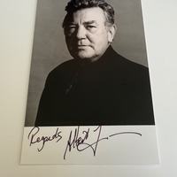 Albert Finney - signed 6x4 photo