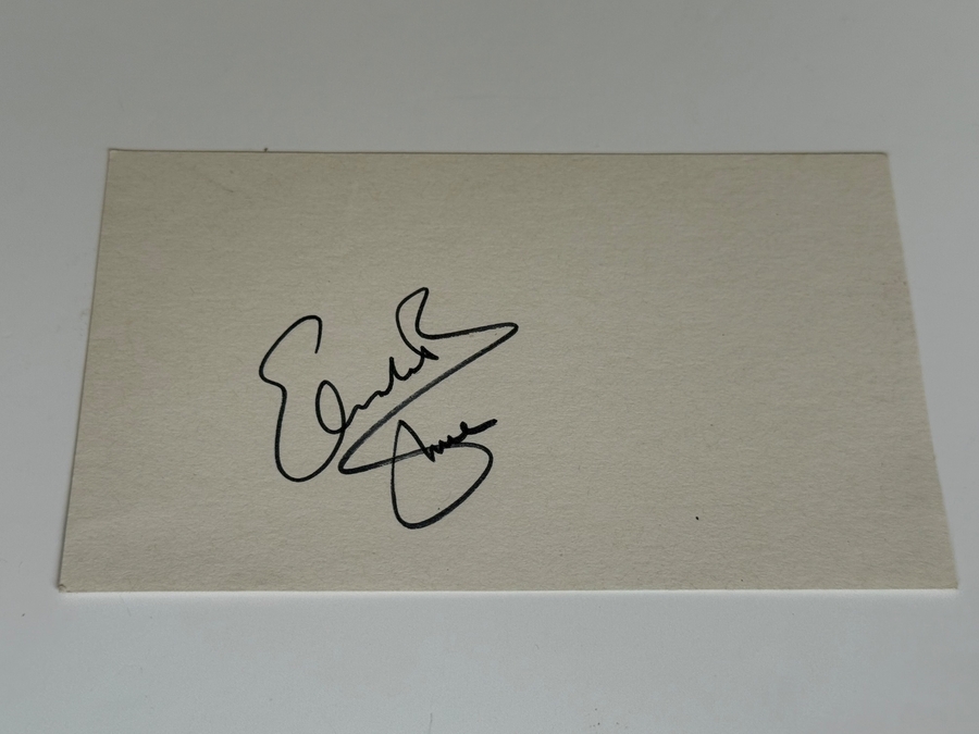 Elizabeth Shue signed card