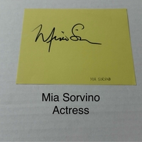 Mia Sorvino signed signed card