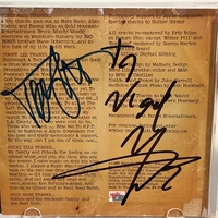 Motley Crue - Greatest Hits Cd, signed by Mick Mars, Nikki Sixx, Tommy Lee and Vince Neil
