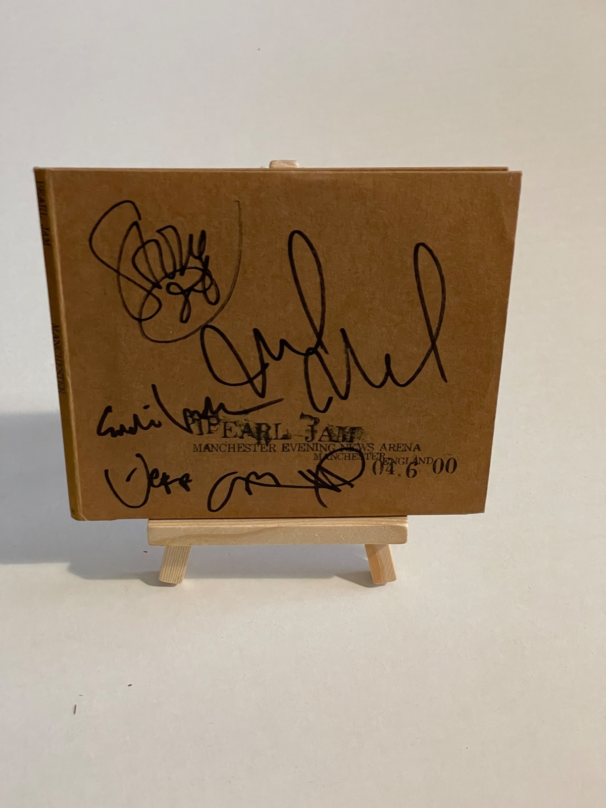 Pearl Jam - Manchester evening news arena. Signed by Eddie Vedder, Jeff Ament, Stone Gossard, Mike McCready, Matt Cameron on rear