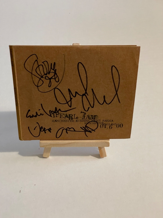 Pearl Jam - Manchester evening news arena. Signed by Eddie Vedder, Jeff Ament, Stone Gossard, Mike McCready, Matt Cameron on rear