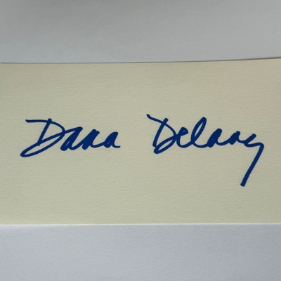 Dana Delany signed card