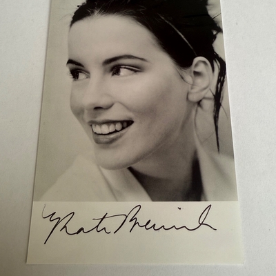 Kate Beckinsale signed 6x4 photo