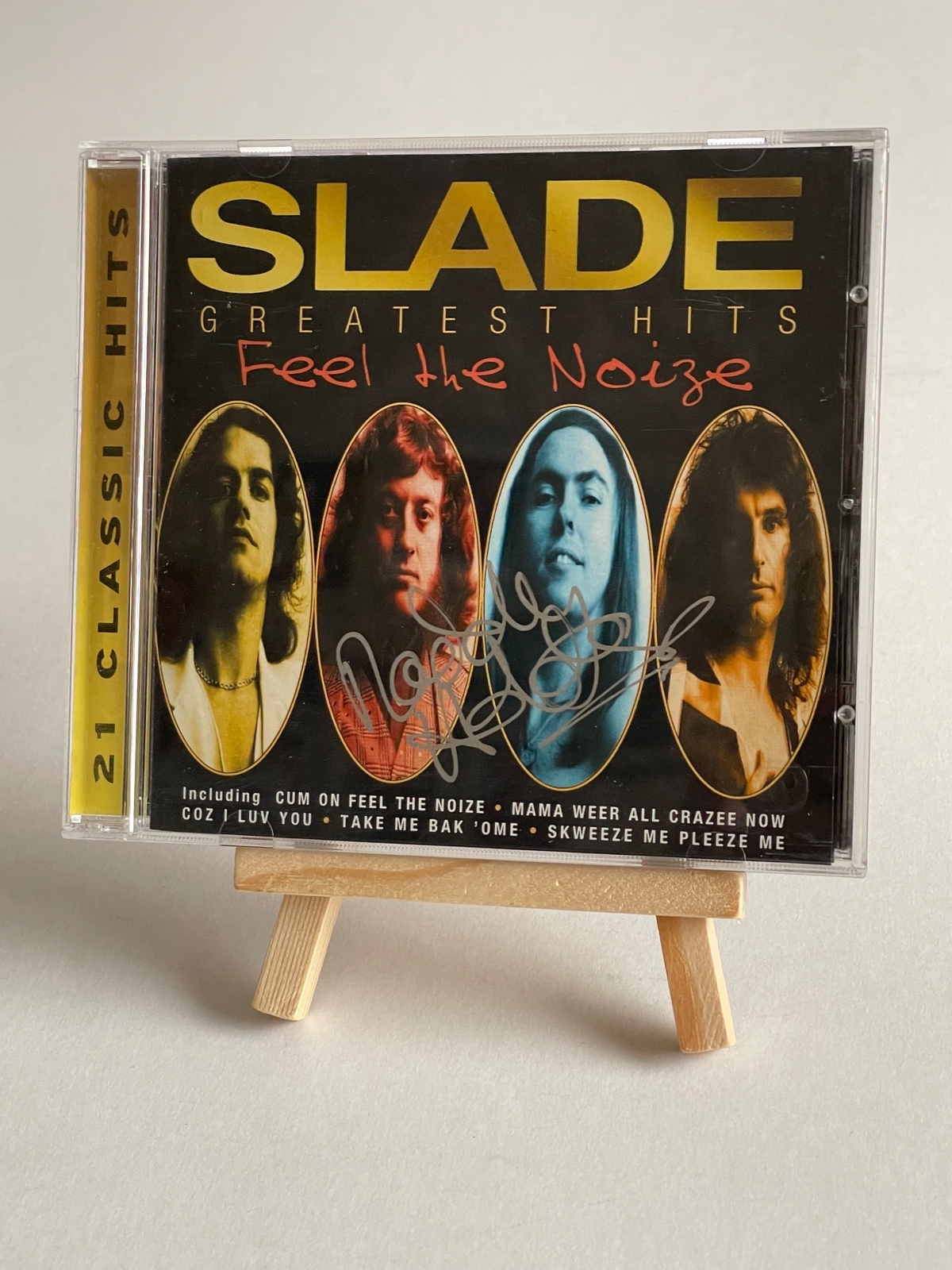 Slade - Greatest Hits CD. Signed by Noddy Holder