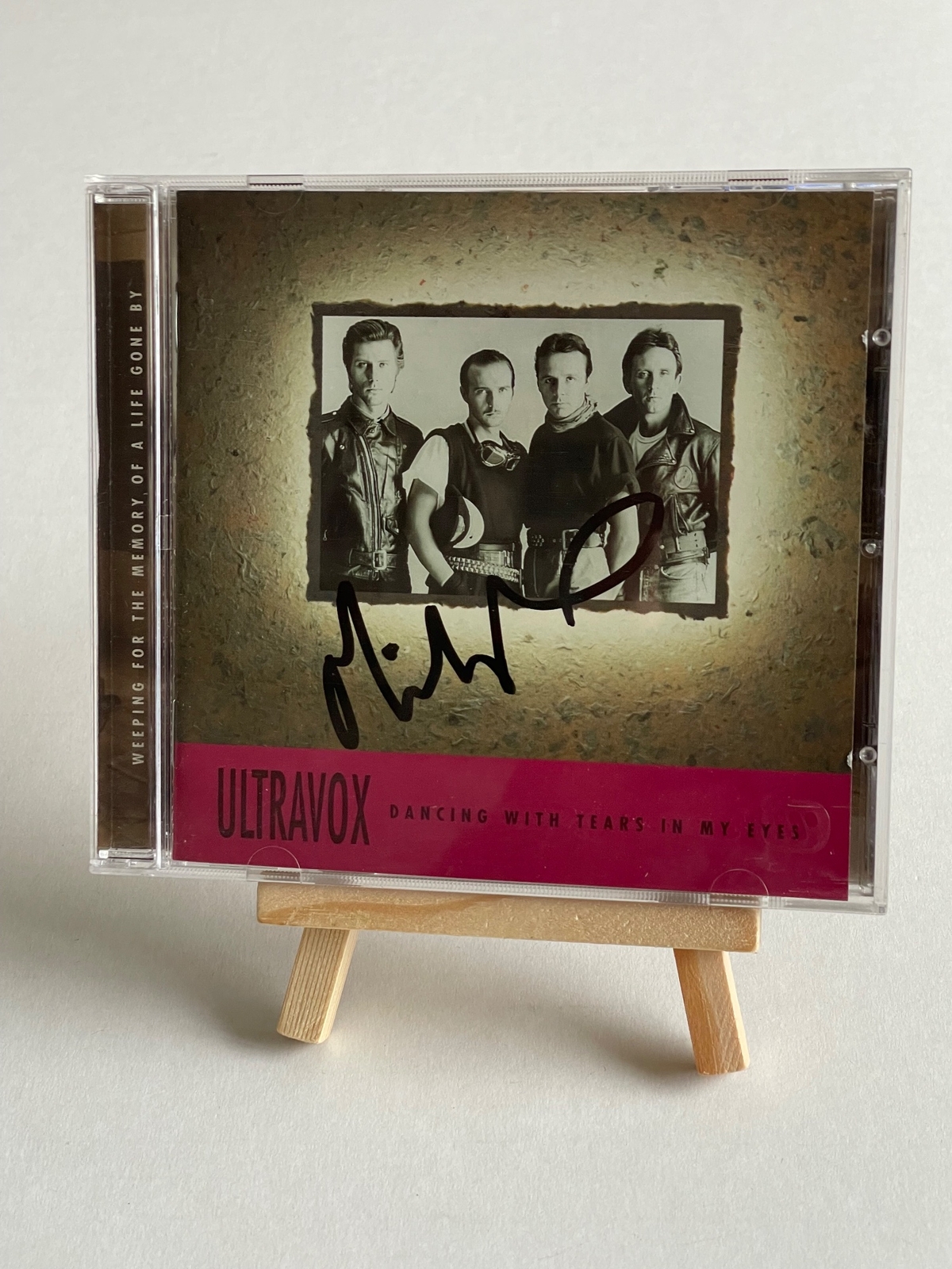 Ultravox - Dancing with tears in my eyes cd. Signed by Midge Ure