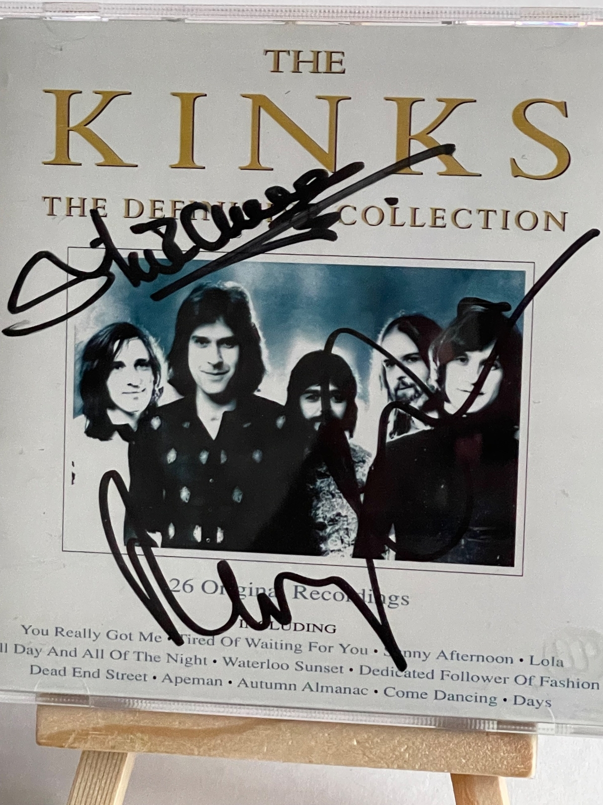 The Kinks - The Definitive Collection. Signed by Mick Avory and Ray Davies