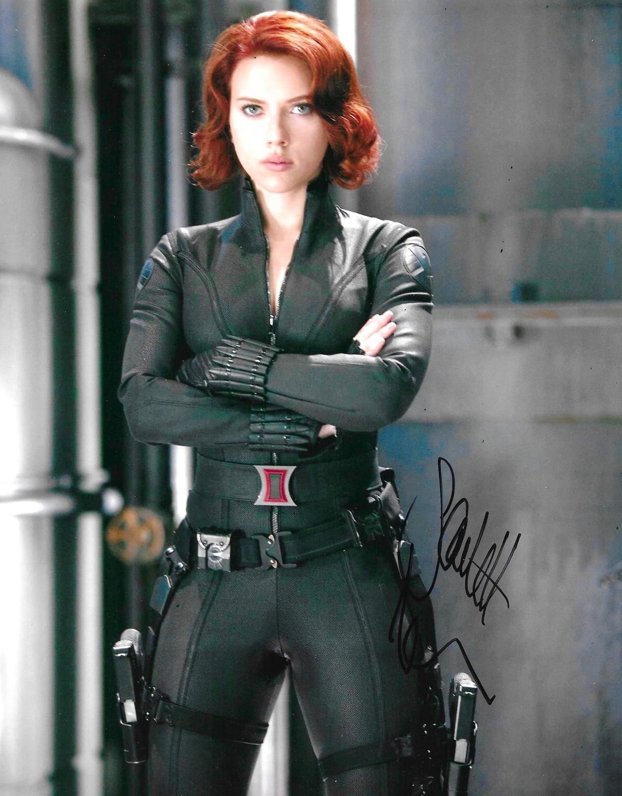 Scarlett Johansson signed item