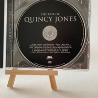 Quincy Jones - The best of CD. Signed by Quincy Jones