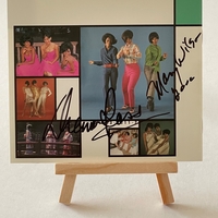 Diana Ross & The Supremes - The best of CD. Signed by Mary Wilson on box cover and Diana Ross and Mary Wilson on CD booklet