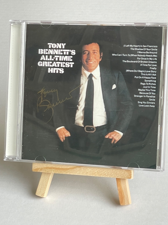 Tony Bennett - All Time Greatest Hits Cd. Signed by Tony Bennett