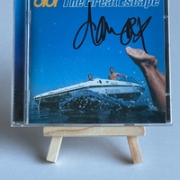 Blur - The Great Escape CD. Signed by Damon Albarn