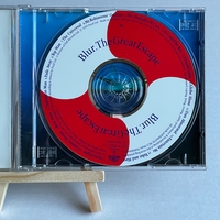 Blur - The Great Escape CD. Signed by Damon Albarn