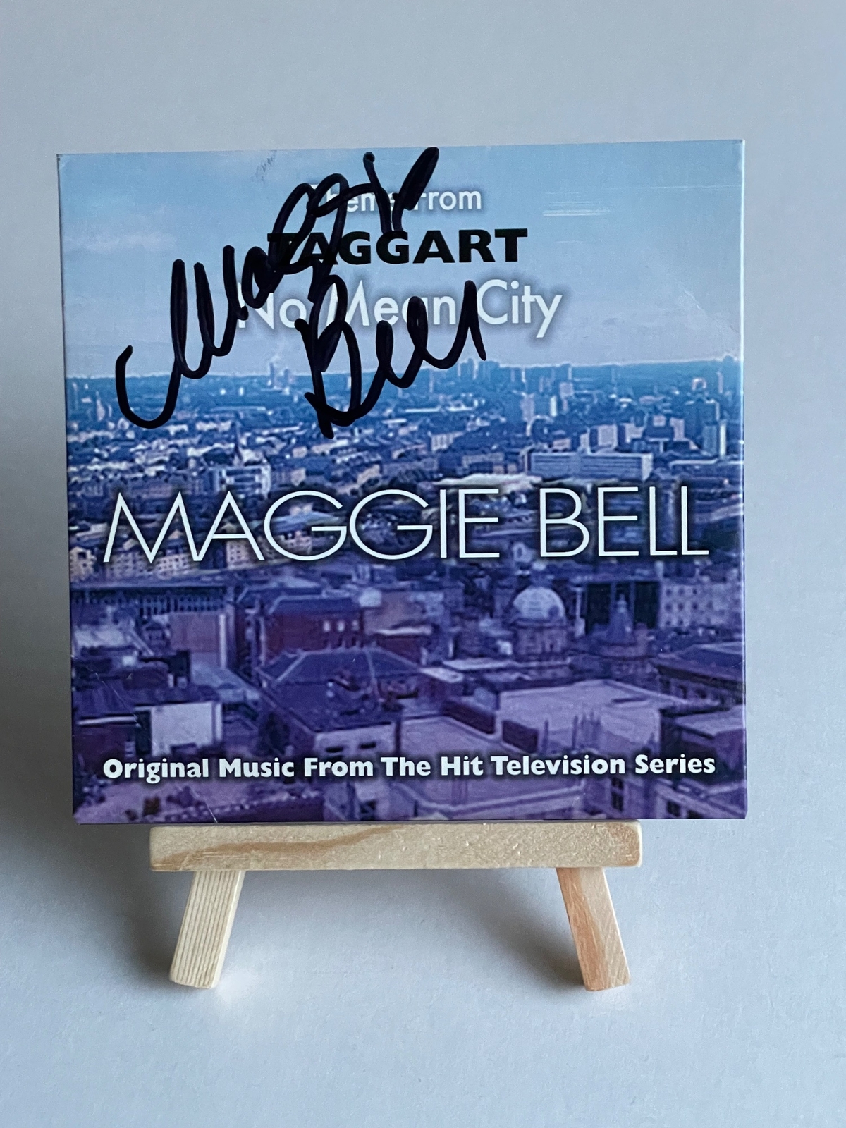 Maggie Bell - No Mean City  XD. Signed by Maggie Bell