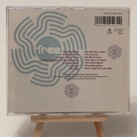 Free - The best of Free CD - All right now. Signed by Simon Kirke and Paul Rodgers