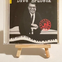 Dave Brubeck - Essentiel Jazz CD. Signed by Dave Brubeck