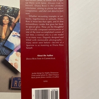 Diana Ross - Memoirs Hardback book. Signed by Diana Ross