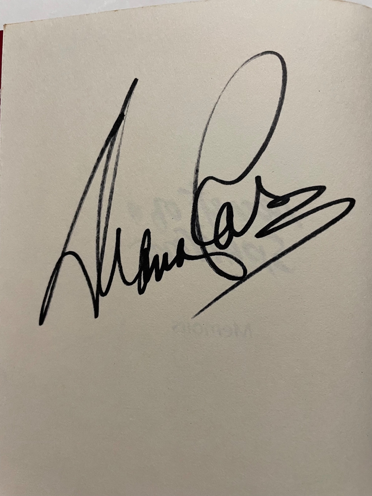Diana Ross - Memoirs Hardback book. Signed by Diana Ross