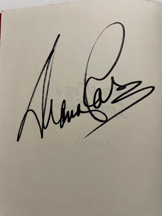 Diana Ross - Memoirs Hardback book. Signed by Diana Ross